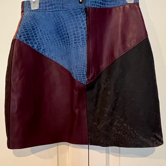 2/$13 EUC leather short skirt/sheep skin - Picture 3 of 4